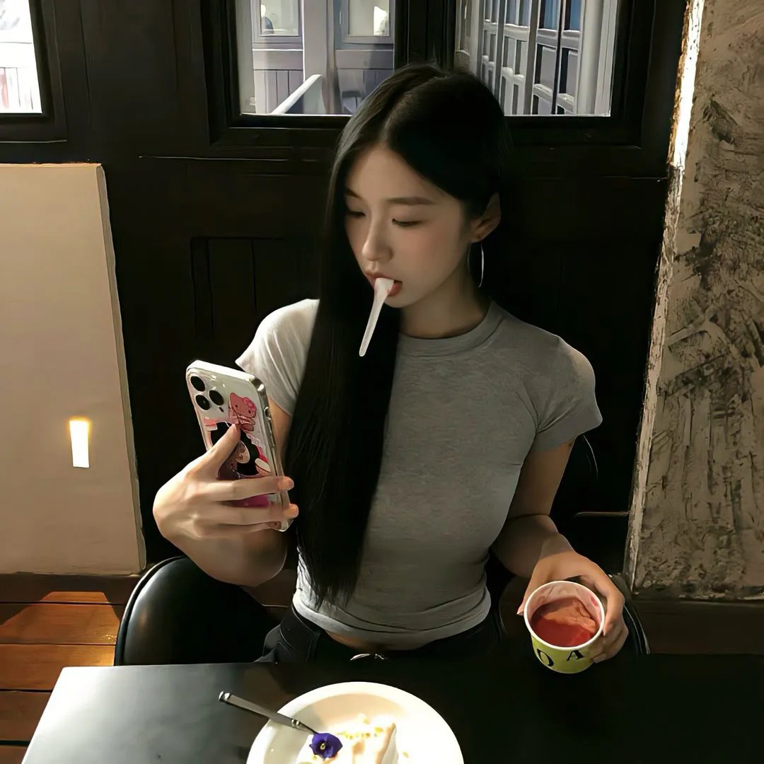 我在皇宫当巨巨 动态漫